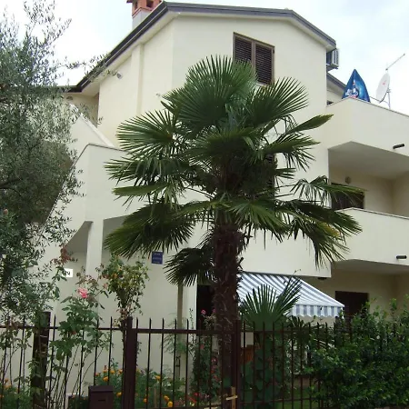 Apartment Teresa, 350 M From The Beach Novigrad (Istria)