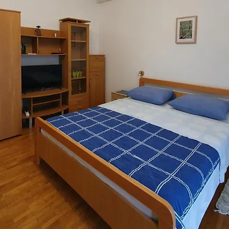 Teresa, 350 M From The Beach Novigrad (Istria)